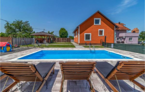 Beautiful Home In Otocac